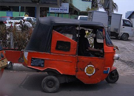 Straßenverkehr in Indonesien